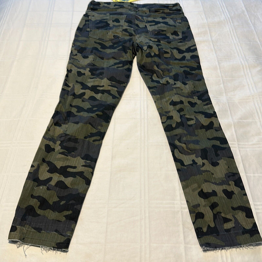 Black Daisy Women's Billie War Camo Green Combo Mid Rise Skinny Jeans Size 1/25