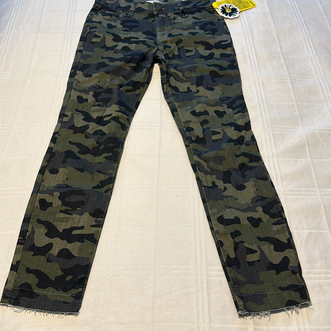 Black Daisy Women's Billie War Camo Green Combo Mid Rise Skinny Jeans Size 1/25