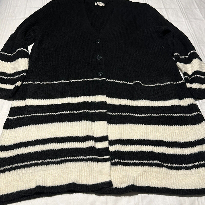 Style & Co. Women's Black Striped Long Sleeve Cardigan Sweater Size 1X