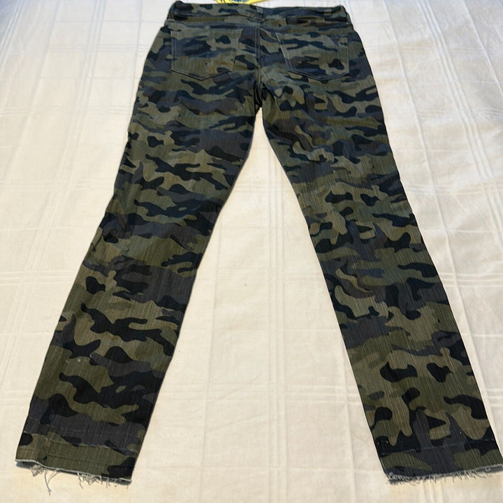 Black Daisy Women's Billie War Camo Green Combo Stretch Skinny Jeans Size 0/24